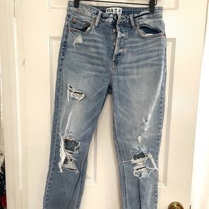 Daze Denim Distressed Jeans